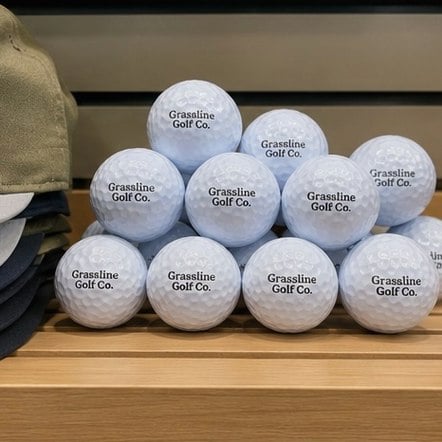Customized golf balls for golf brands and pro shops